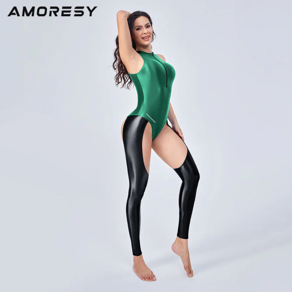 AMORESY 111 Freya フロントジップカットアウトキャットスーツ